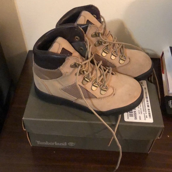 TIMBERLANDS BOOTS - Picture 2 of 4